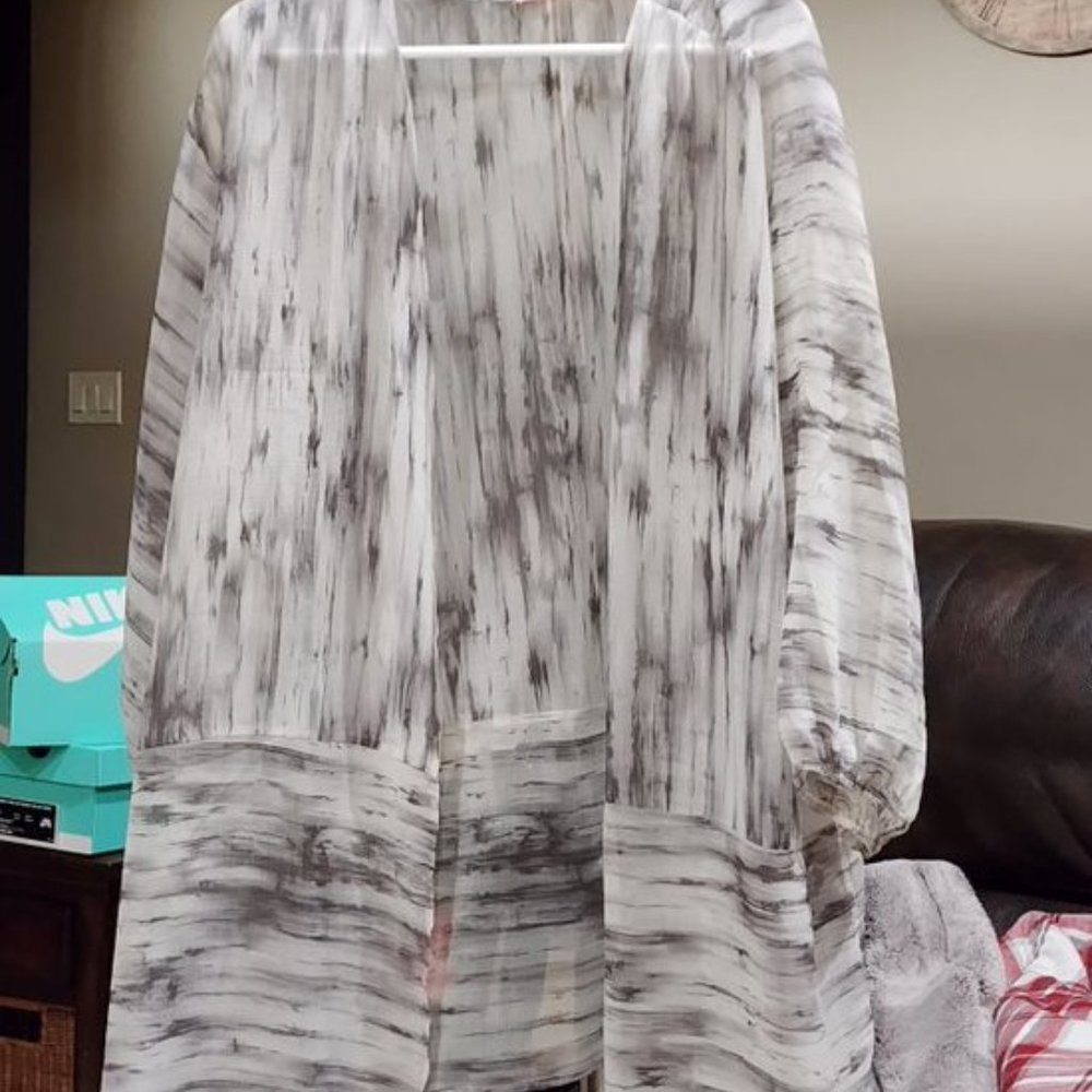 beautiful Gray Kimono 2xl